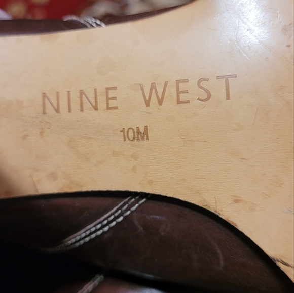 Vintage Women Suede Brown Pull On Boots With Buckle Detail By Nine West Size 10M - Picture 10 of 10